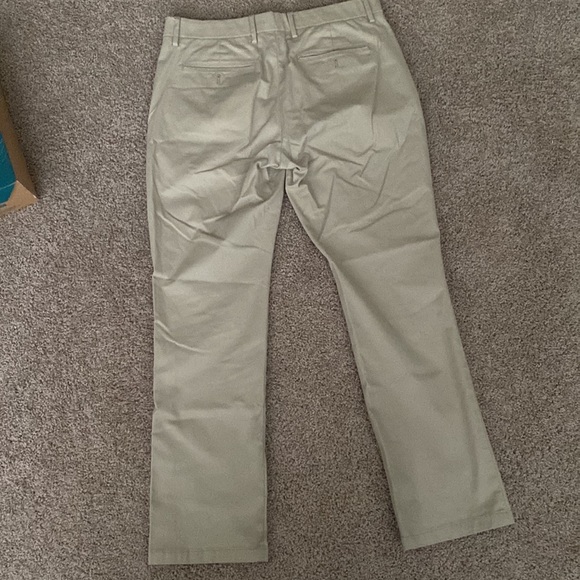 Old Navy Ultimate Straight (built in flex) W31 L30 - Picture 2 of 4